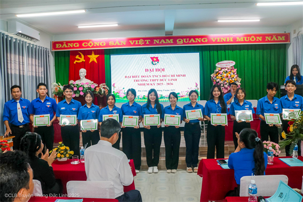 Hình ảnh tại trường21
